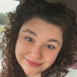 Meet your Posher, Kaitlin